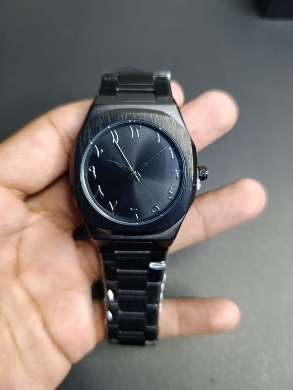 🖤 Luxury Arabic Watch (Stainless Steel Elegance🖤)